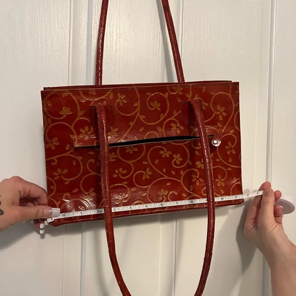 Genuine Leather handbag. - Picture 13 of 14